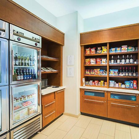 Springhill Suites Tampa North/Tampa Palms Экстерьер фото