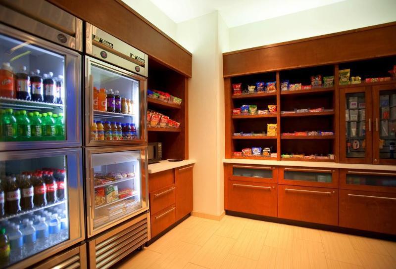 Springhill Suites Tampa North/Tampa Palms Экстерьер фото