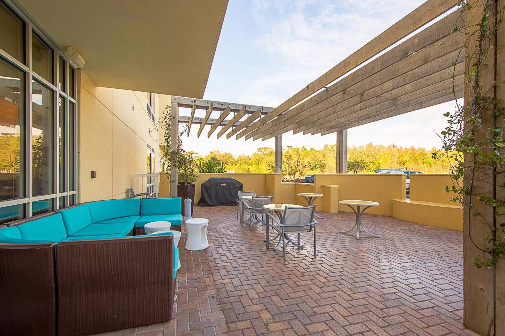 Springhill Suites Tampa North/Tampa Palms Экстерьер фото