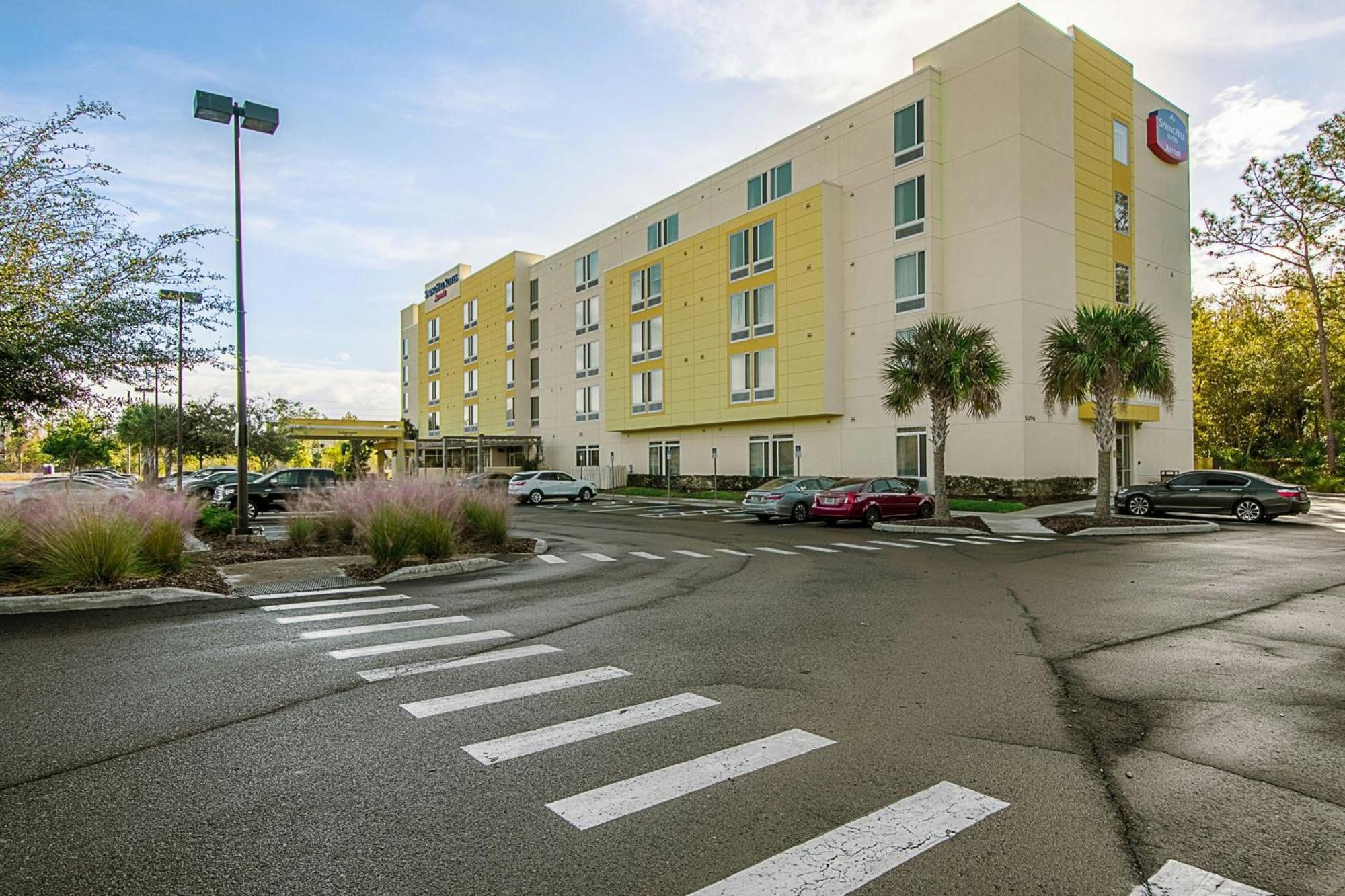 Springhill Suites Tampa North/Tampa Palms Экстерьер фото